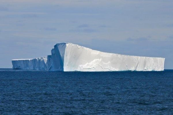 antarctica-iceberg